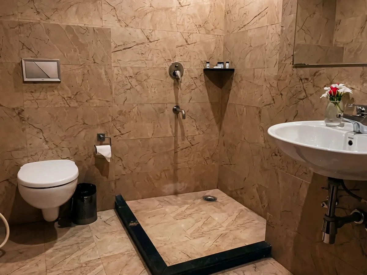 Kothi Heritage Bathroom